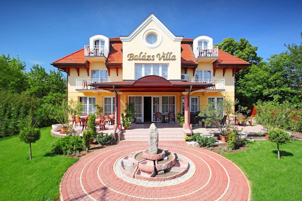 Balazs Villa Balatonfured Exterior photo