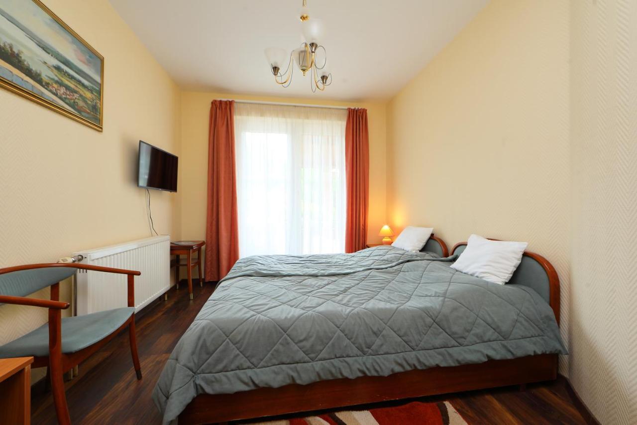 Balazs Villa Balatonfured Exterior photo